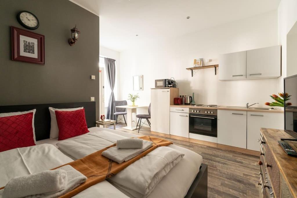 Chic Studio By City Center By Hm Wien Eksteriør billede
